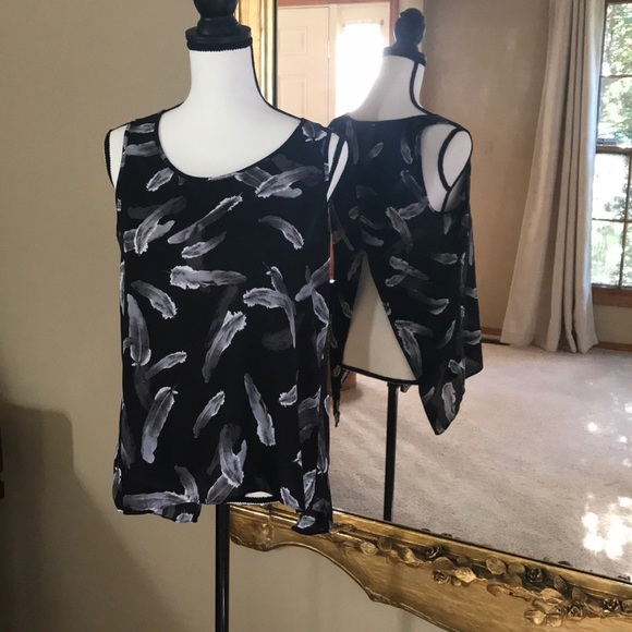 Express split back tank Size Medium - Picture 1 of 3